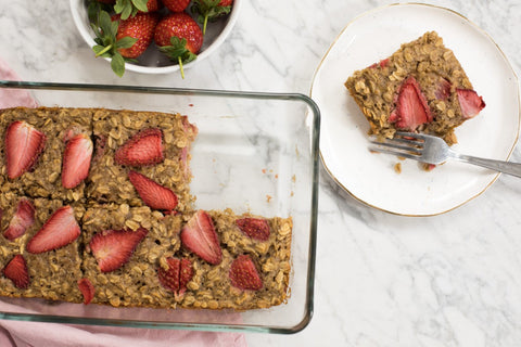 Straw-bana baked oatmeal